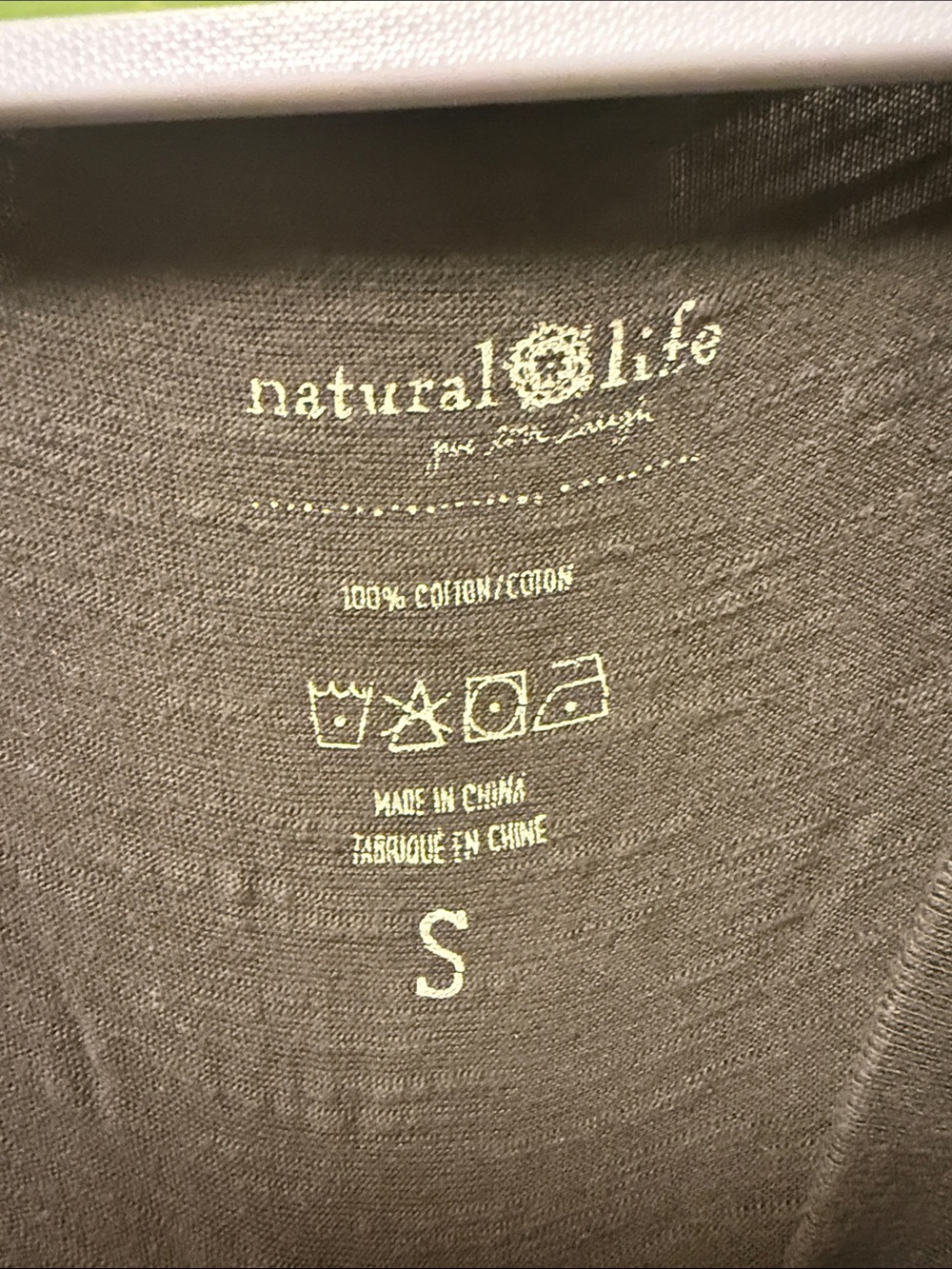NATURAL LIFE Olive V-Neck Pocket Tunic Top - Picture 2 of 4